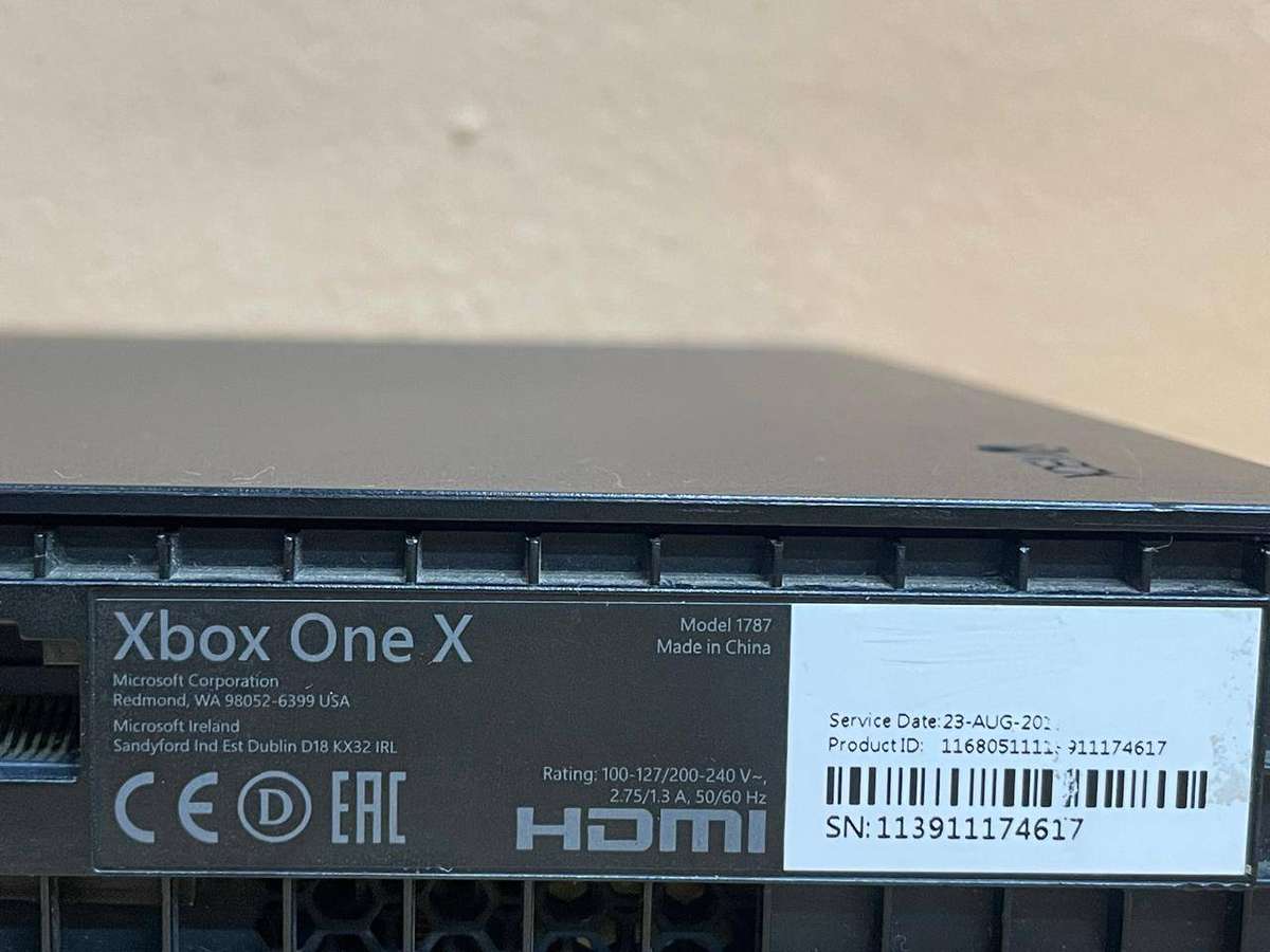 Microsoft Xbox One X 1TB Console (BLACK) Model 1787 + 1 Controller (WHITE)