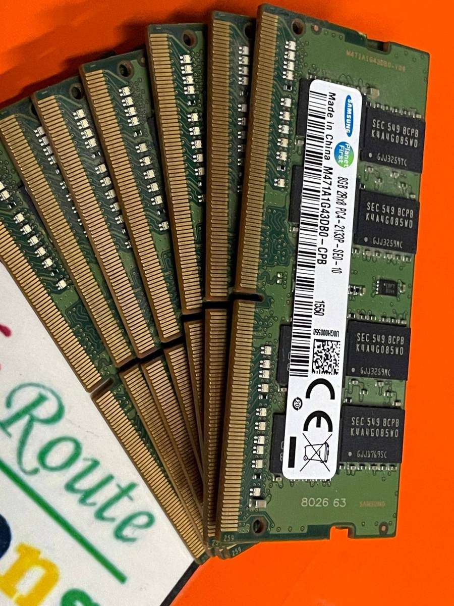 Samsung 8GB DDR4-2133 RAM Module for Laptops [M471A1G43DB0-CPB]