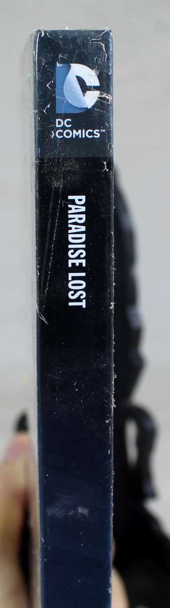 DC comics graphic novel collection - Wonder woman - paradise lost