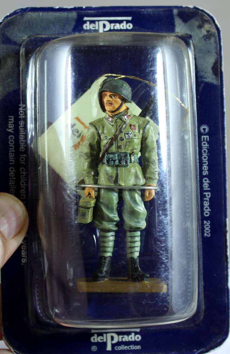 del Prado lead soldier - Caporale, 1st Bersaglieri Btn. Italy 1944