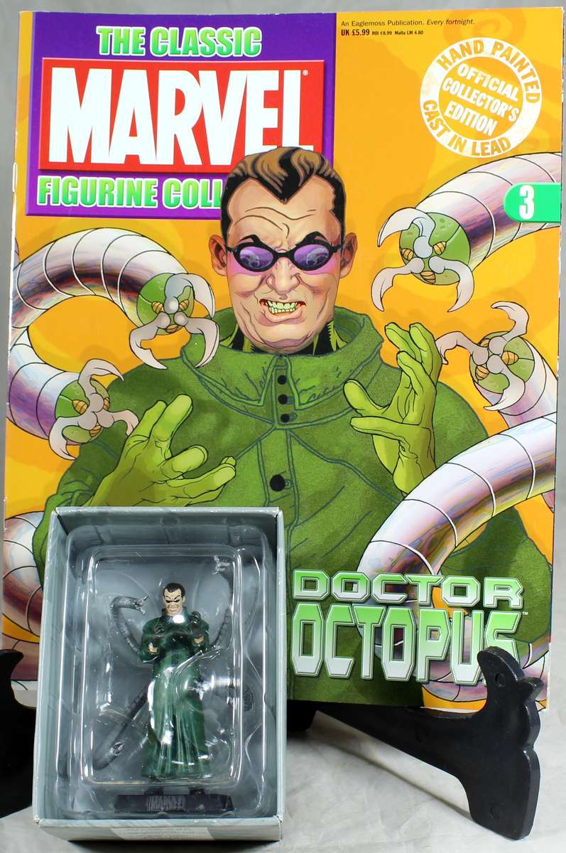 Marvel comics - lead, hand painted figurine with book - Doctor Octopus #3