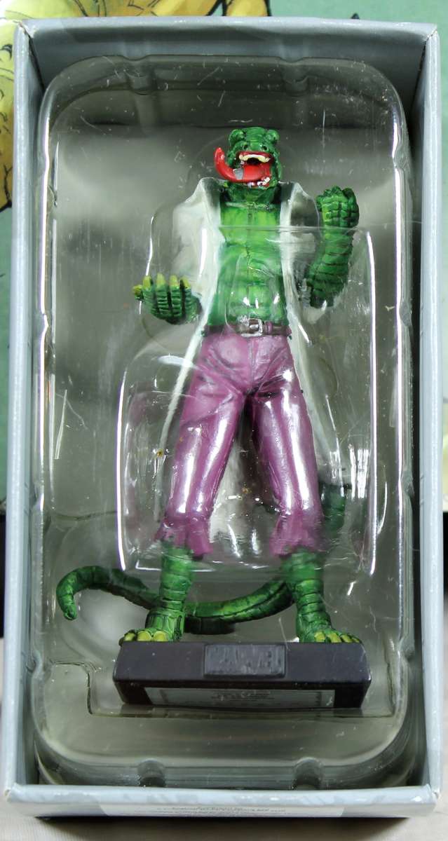 Marvel comics - lead, hand painted figurine with book - The Lizard #52