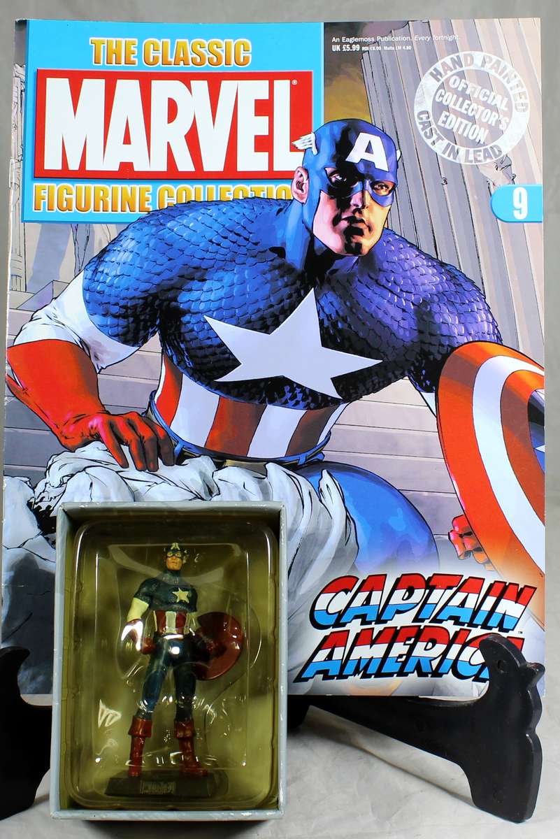 Marvel comics - lead, hand painted figurine with book - Captain America #9