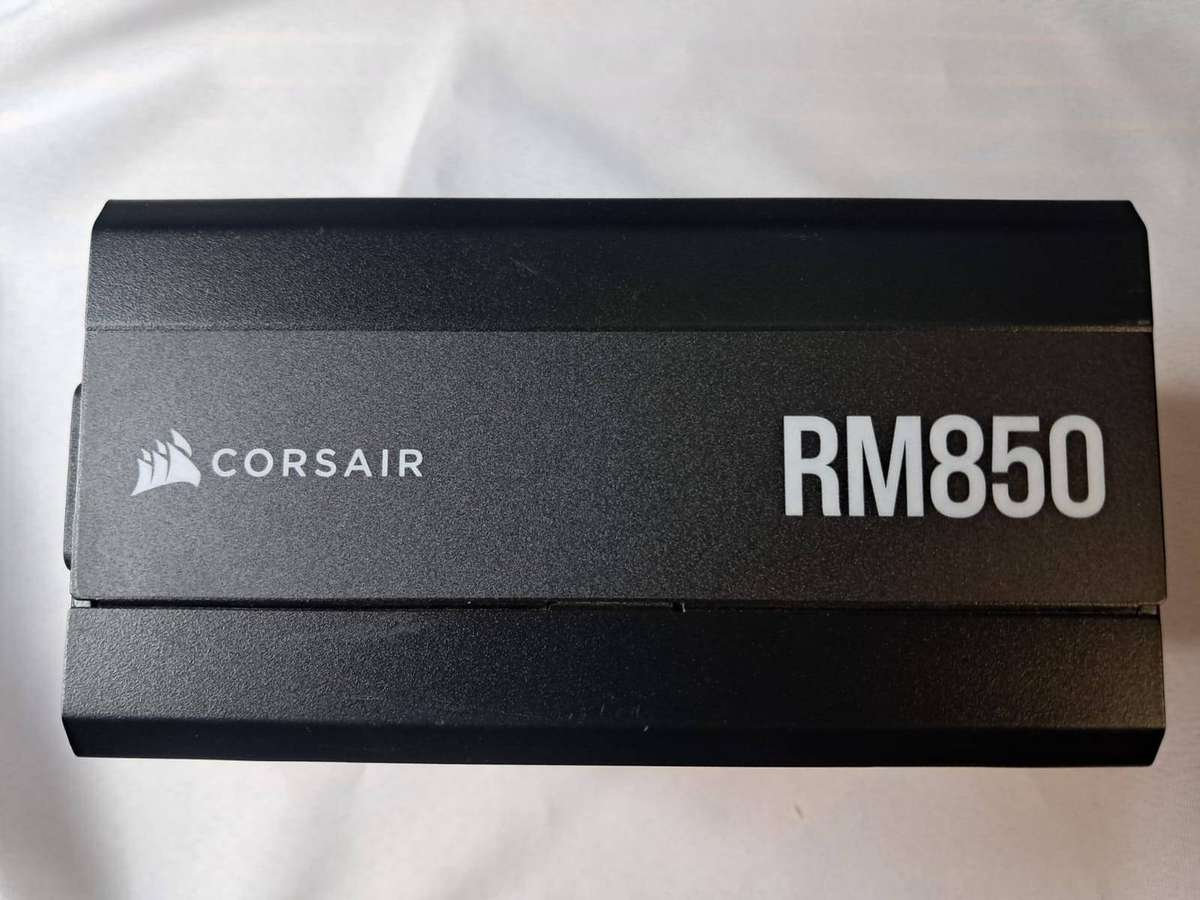 CORSAIR RM850 80 PLUS GOLD - FULLY MODULAR ATX POWER SUPPLY