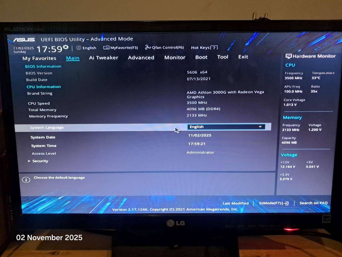 ASUS PRIME A320M-K, AMD Athlon 3000G CPU, CRUCIAL 4GB DDR4-2133
