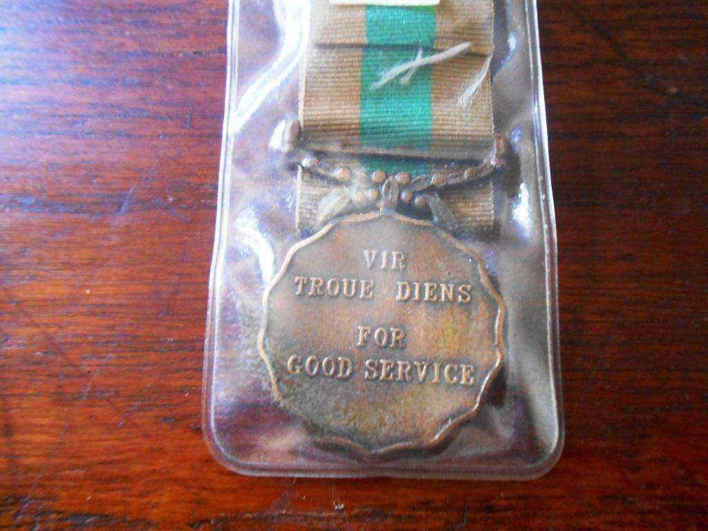 SADF Good Service Medal Set (Full size and Miniature)