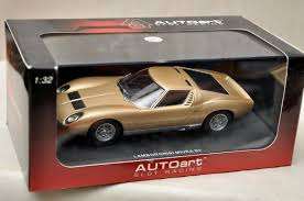 Lamborghini Miura SV Gold Slot Car Auto Art Slot Racing 13122 1/32