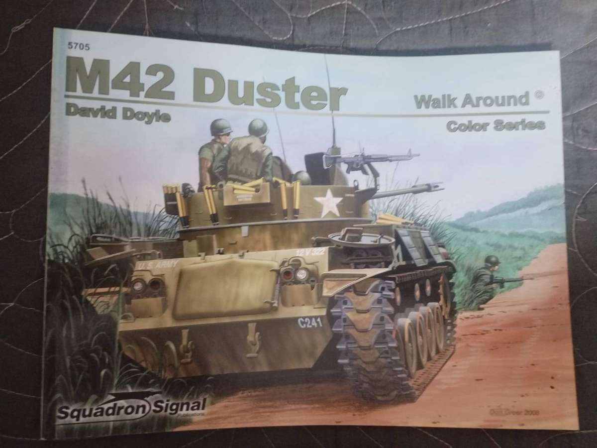 M42 Duster Walk Around Color Series SS5705