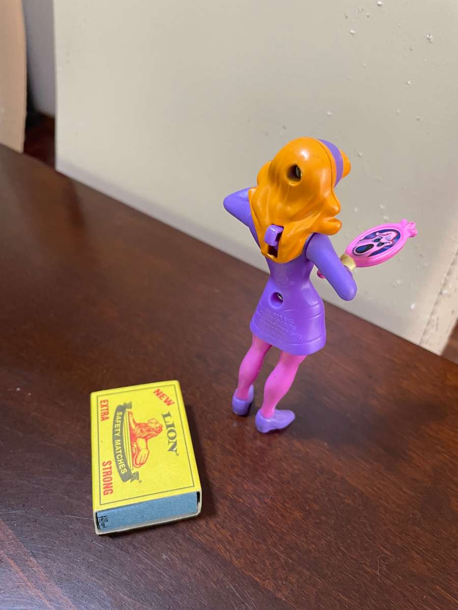 Scooby doo figurine toy