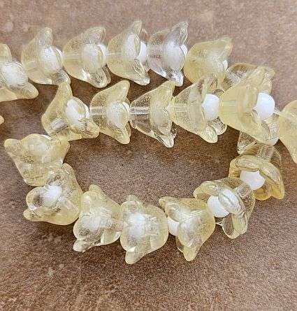 Clearance Sale** 1 Strand  Light Yellow  / Flower  Glass Beads