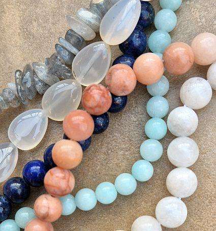 50 packets Natural / Synthetic   Gemstones / Bid Per Packet // +/- 3700pcs