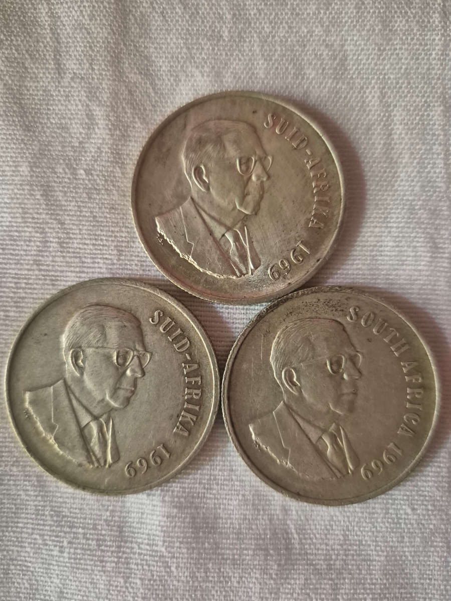 1969 R1 coins see photo.bid per lot[3]