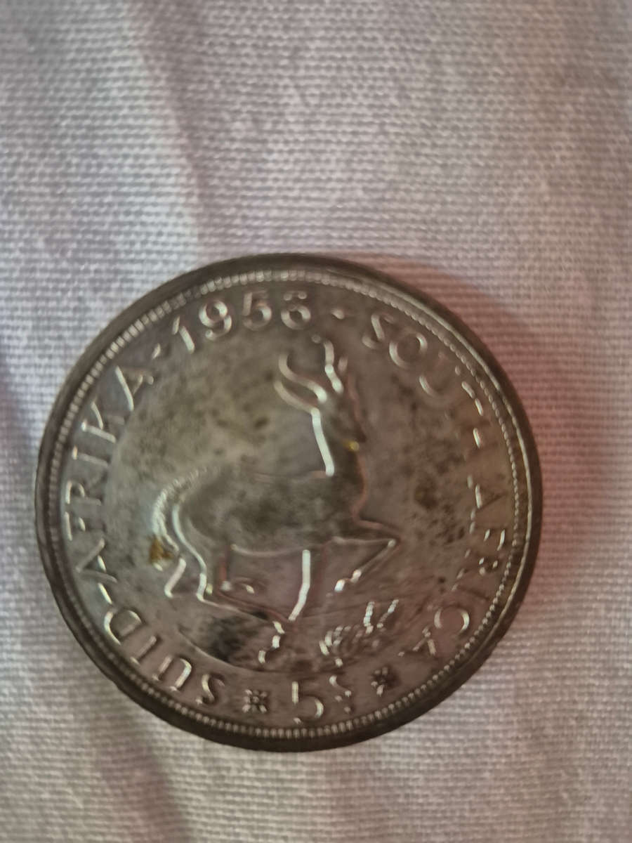 12× 5 shillings coins ..1 bid for lot see photos