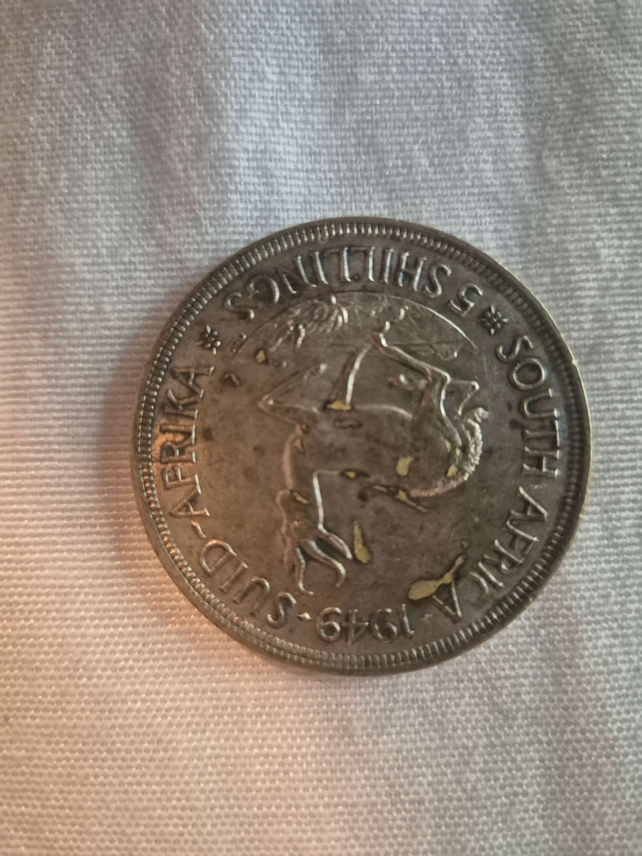 12× 5 shillings coins ..1 bid for lot see photos