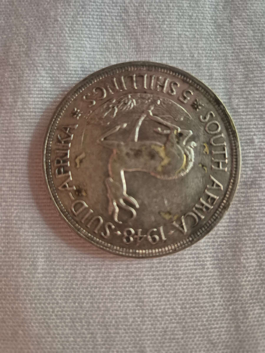 12× 5 shillings coins ..1 bid for lot see photos