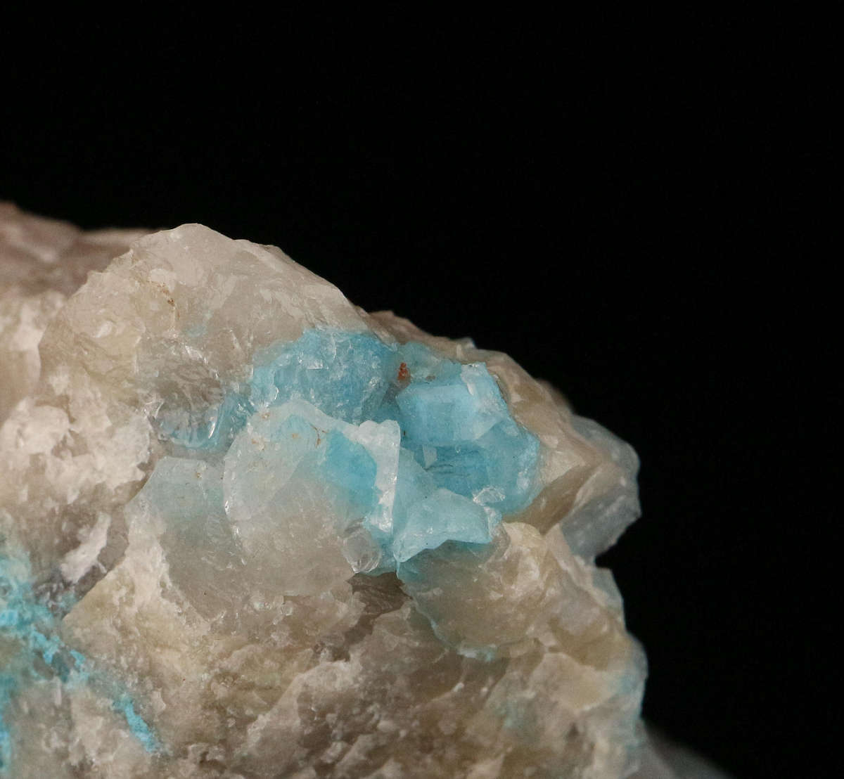 Shattuckite on Quartz, Kaokoveld Region, Namibia