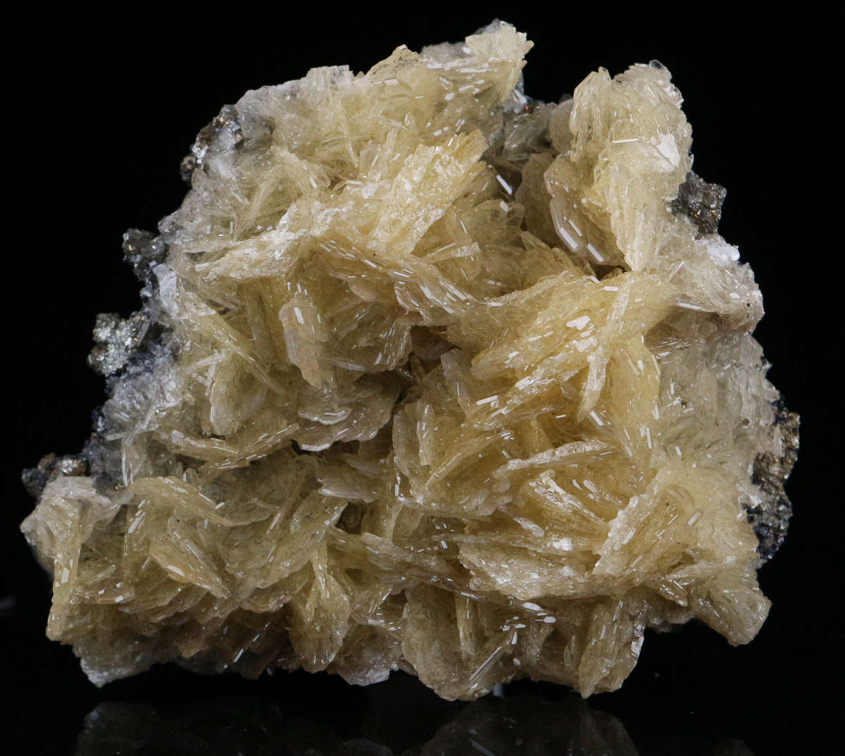 Baryte Cluster, Rosh Pinah Mine, Namibia