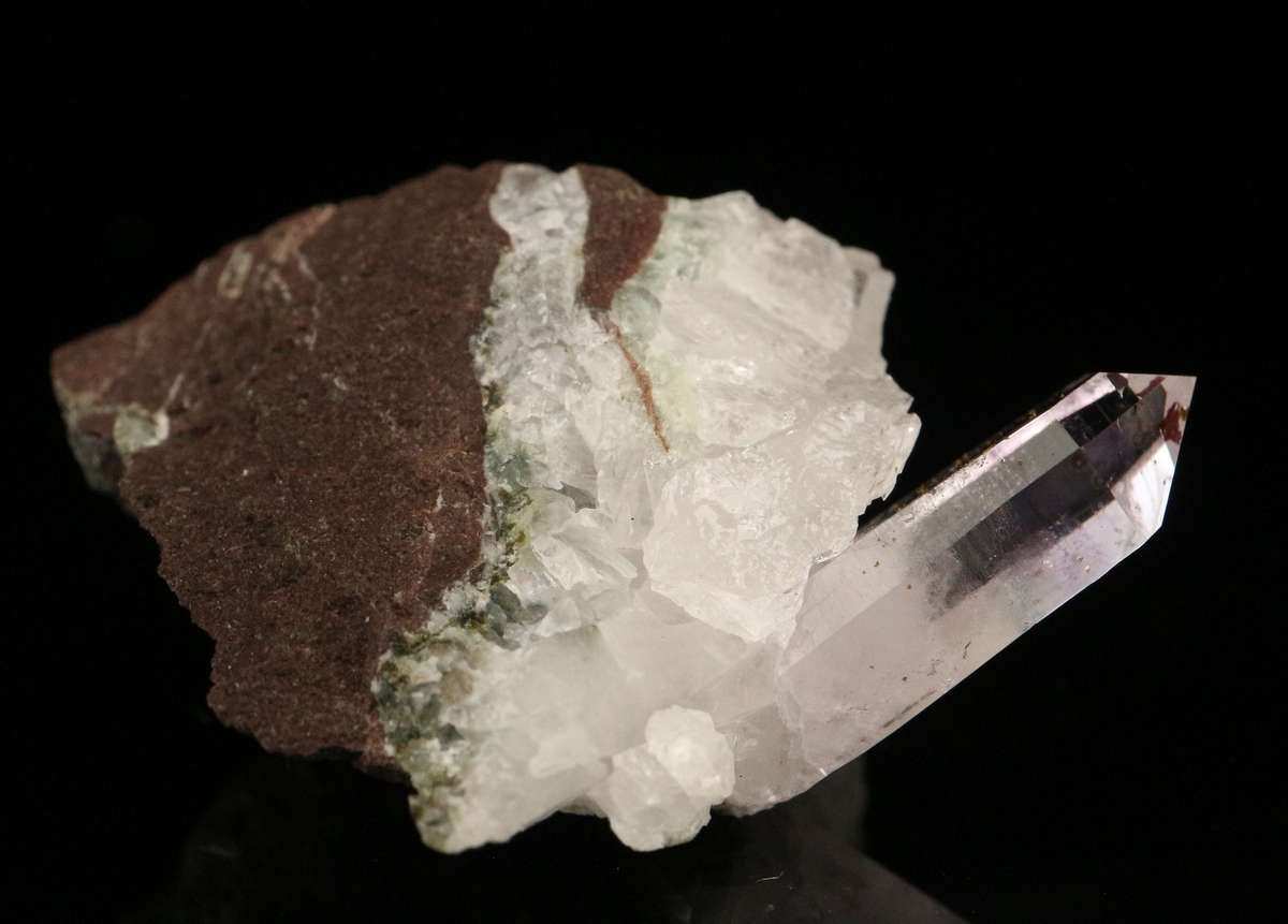 Amethyst Quartz on Matrix, Gobobosebberge Mnt, Namibia