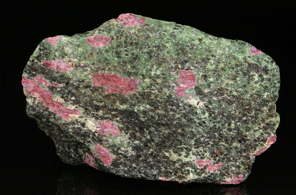 Hornblende, Ruby in Zoisite, Tanzania