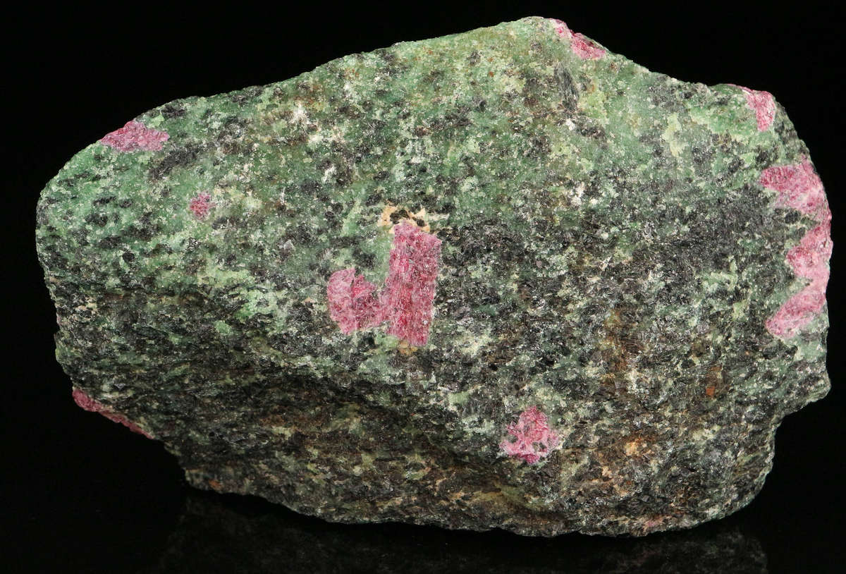 Hornblende, Ruby in Zoisite, Tanzania