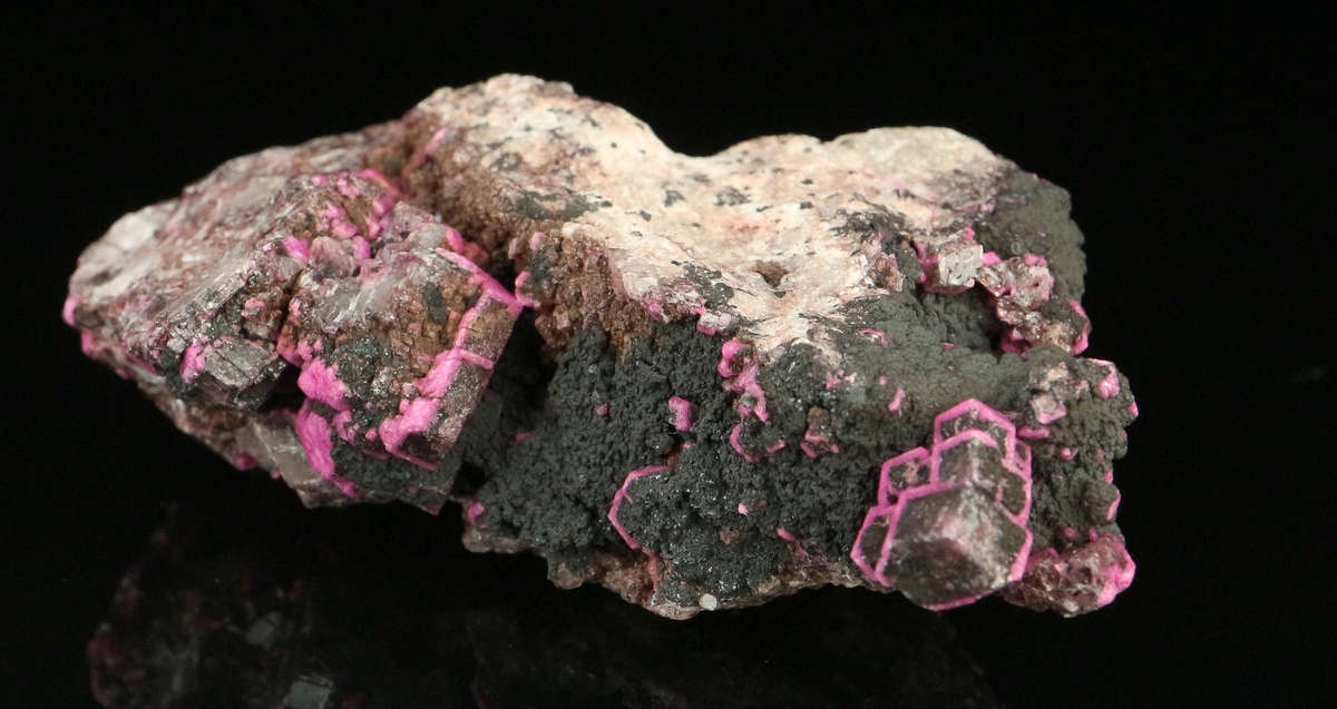 Heterogenite on Cobaltoan Calcite, Mashamba West Mine, Katanga, DR Congo