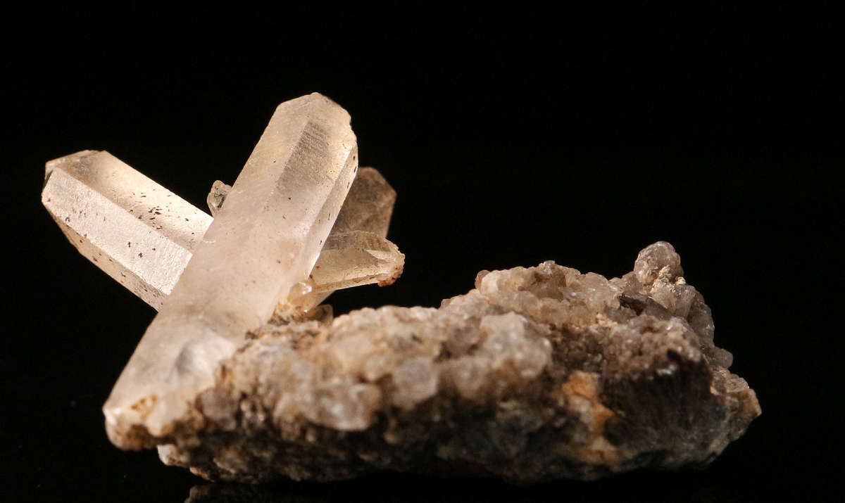 Quartz on Matrix, Gobobosebberge Mnt, Namibia