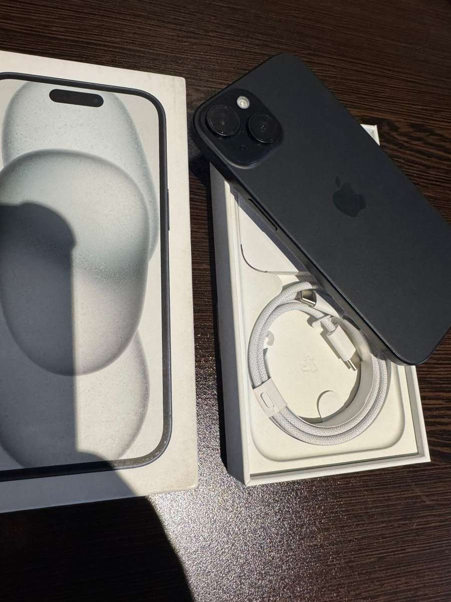 Apple iPhone 15 128GB Black