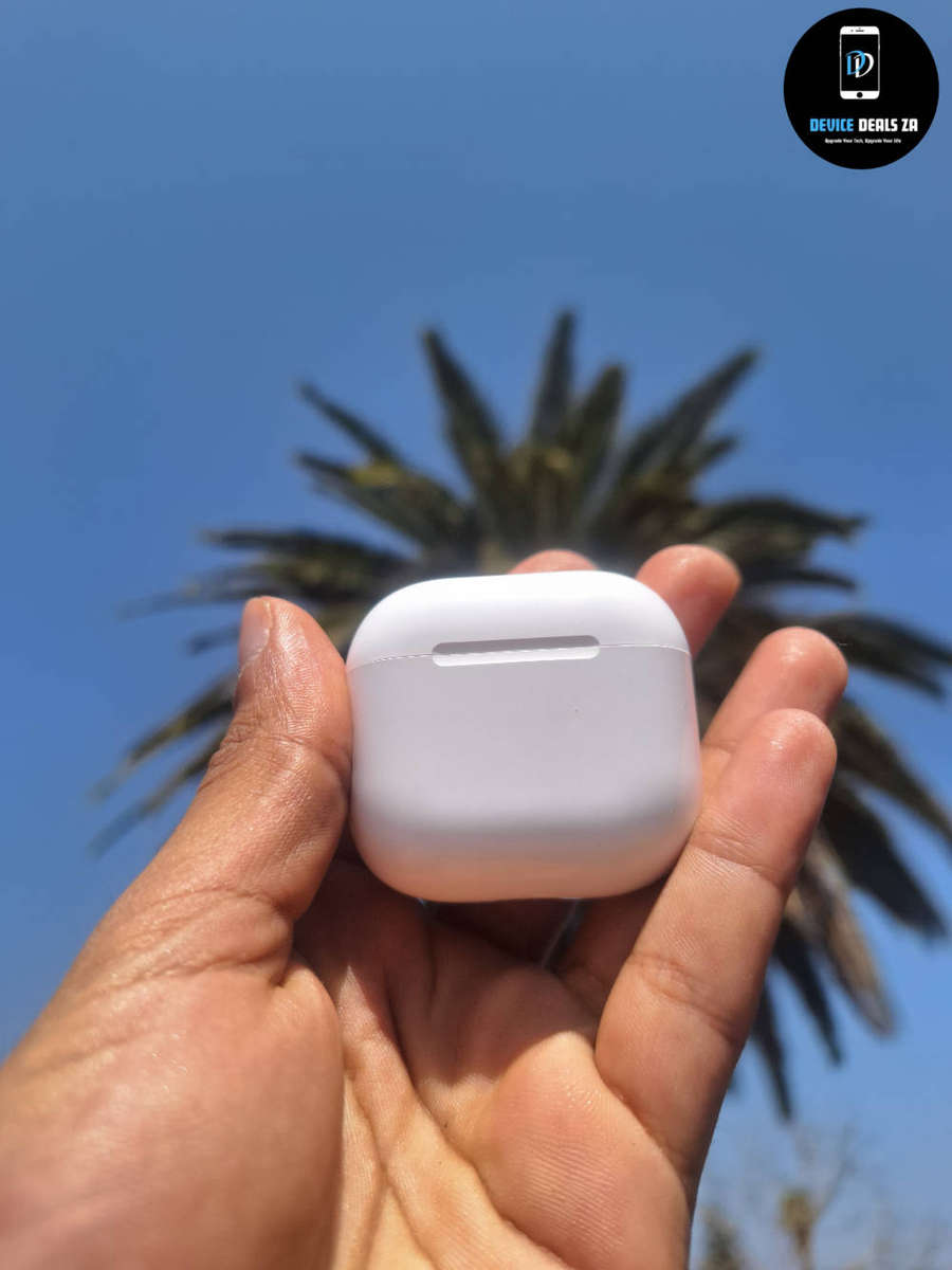 Wireless Apple Airpods Gen 4 (Active Noise Cancelation)