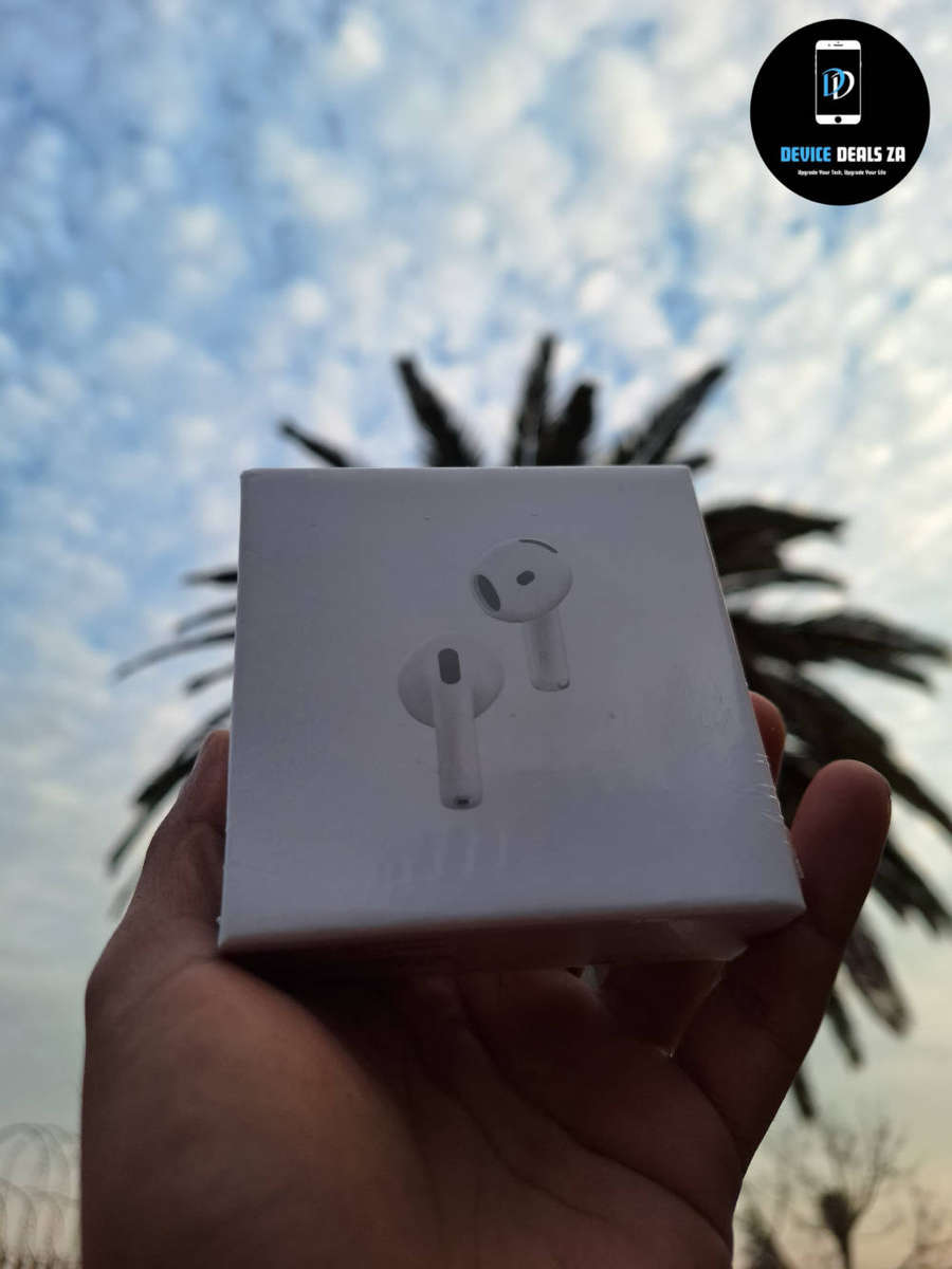 Wireless Apple Airpods Gen 4 (Active Noise Cancelation)