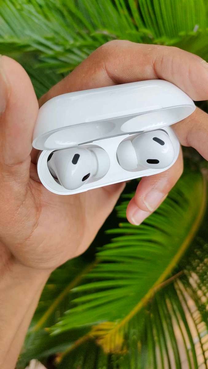 Wireless AirPods Pro 2