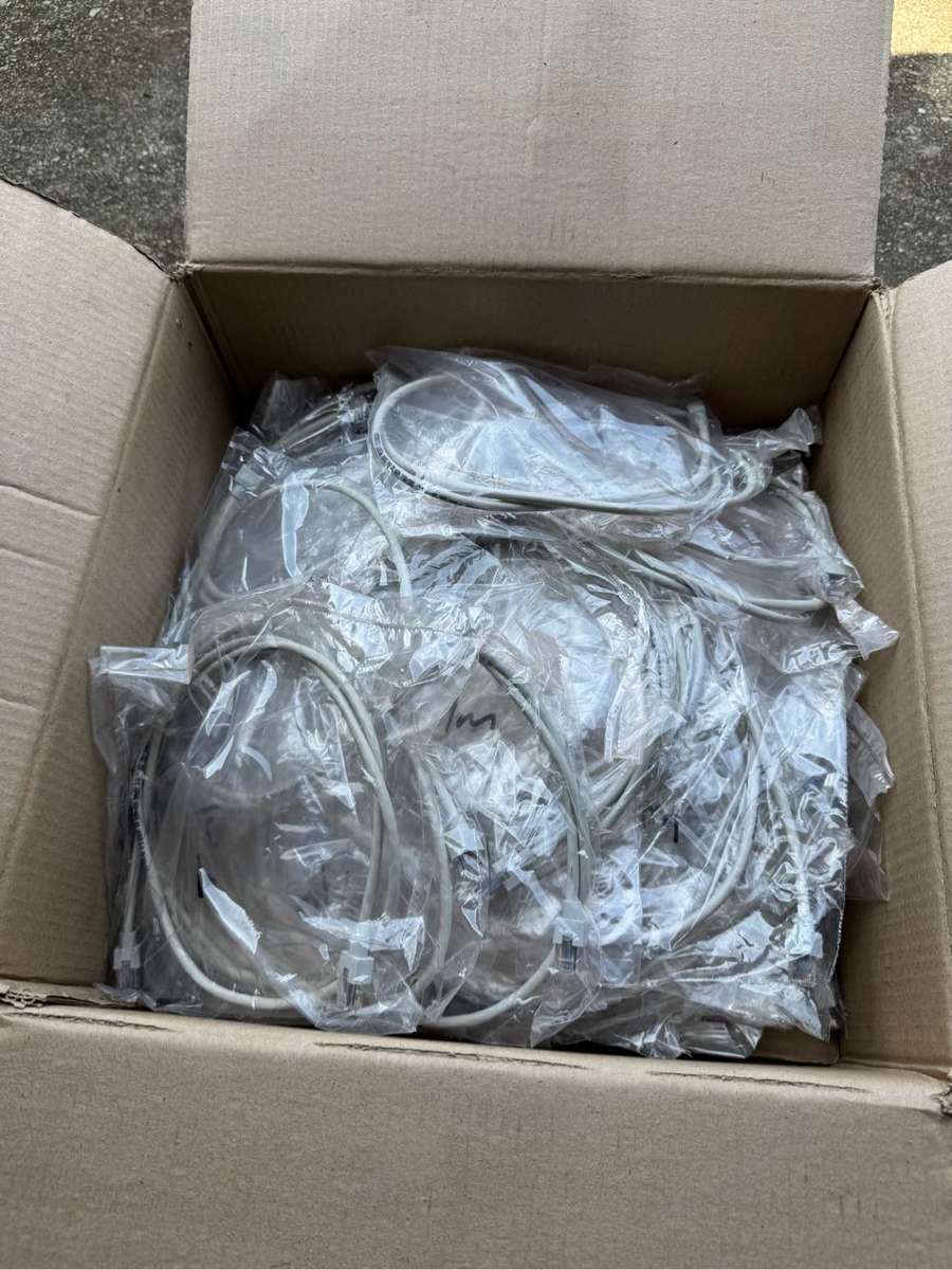 Box of 50+ 1m Cat 6 Network Cables