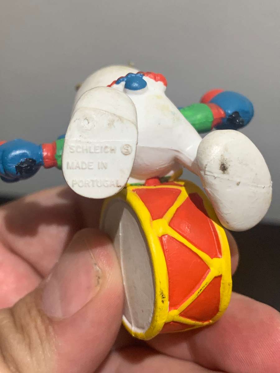 Drummer Boy Smurf  PEYO 1981  Schleich Made In Portugal - Mint Condition - Christmas Theme