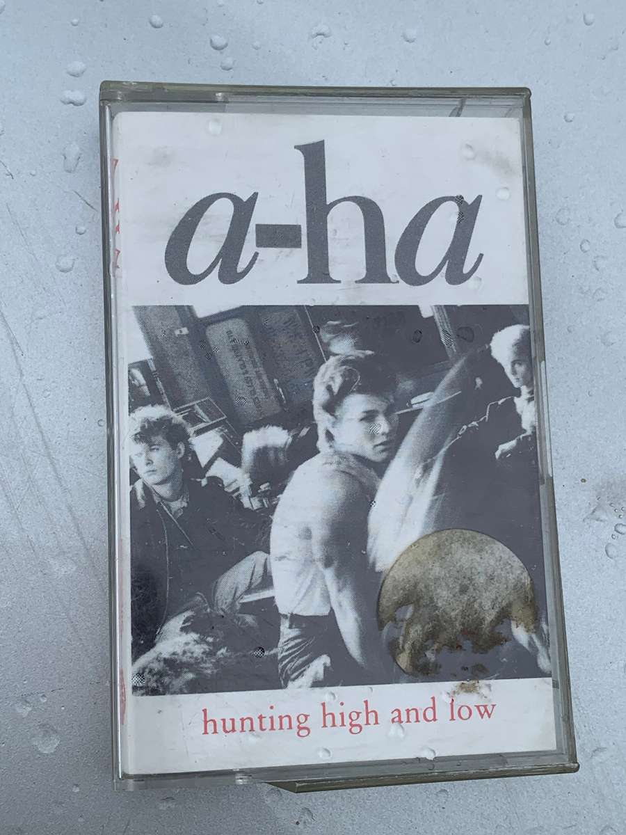 Cassette Tape - A-Ha - Hunting High & Low