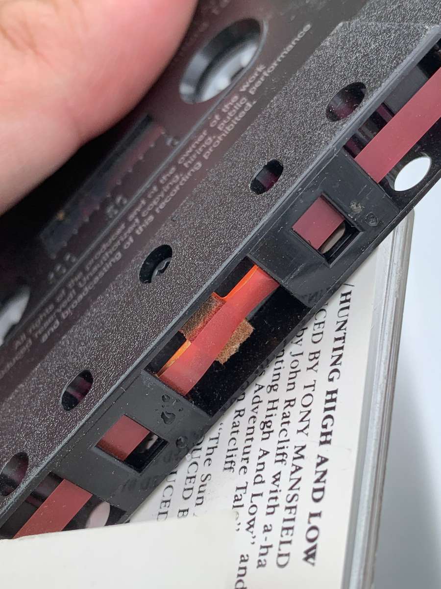 Cassette Tape - A-Ha - Hunting High & Low