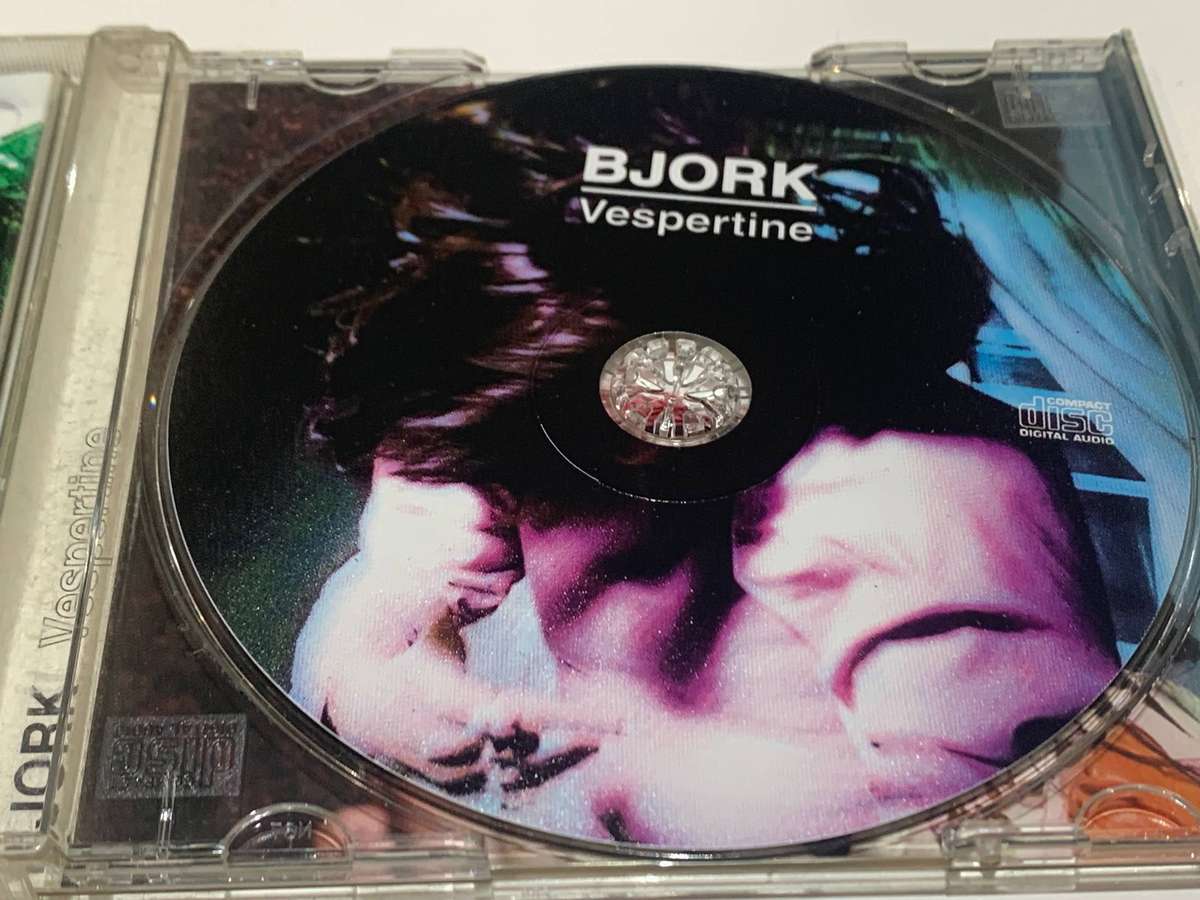 CD - Bjork . Vespertine - New Condition / Not Tested / See Pics