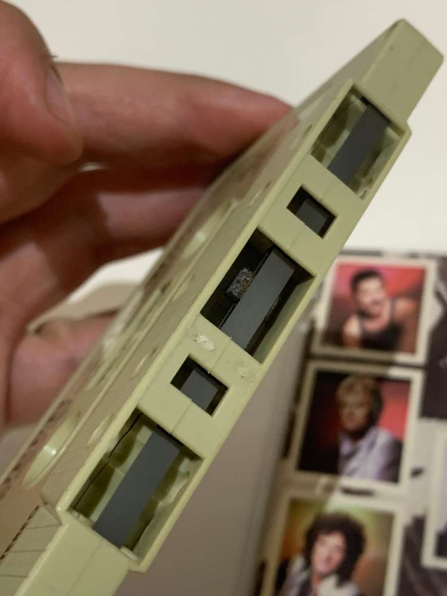 Cassette Tape - Queen . The Works - Not Tested / Sold As Is / See Pics (J/E)