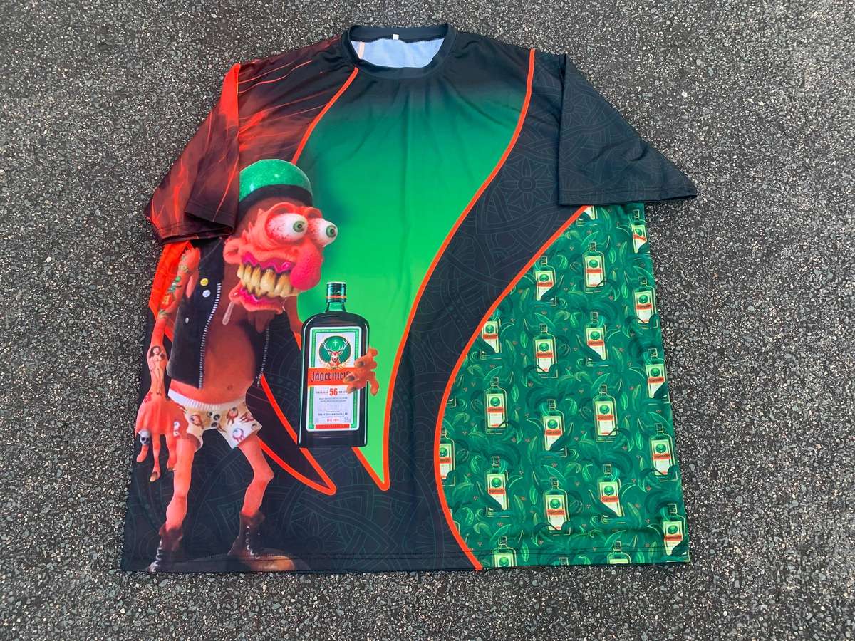 5XL Jeigermeister Advertising Shirt  Will Make A Great Display In Your Bar  (B6).