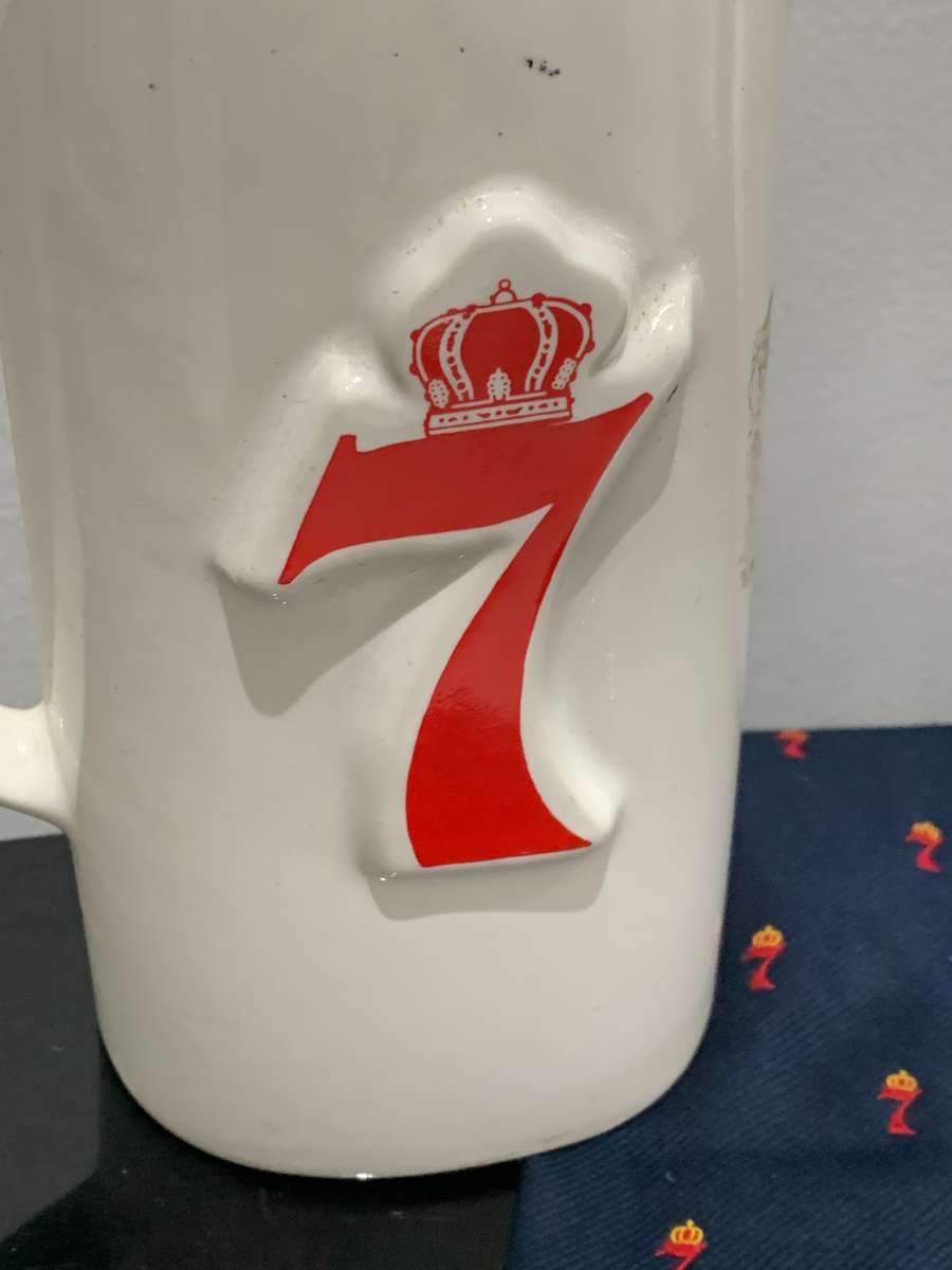 Seagrams 7 Crown American Whiskey - Water Jug & Tie
