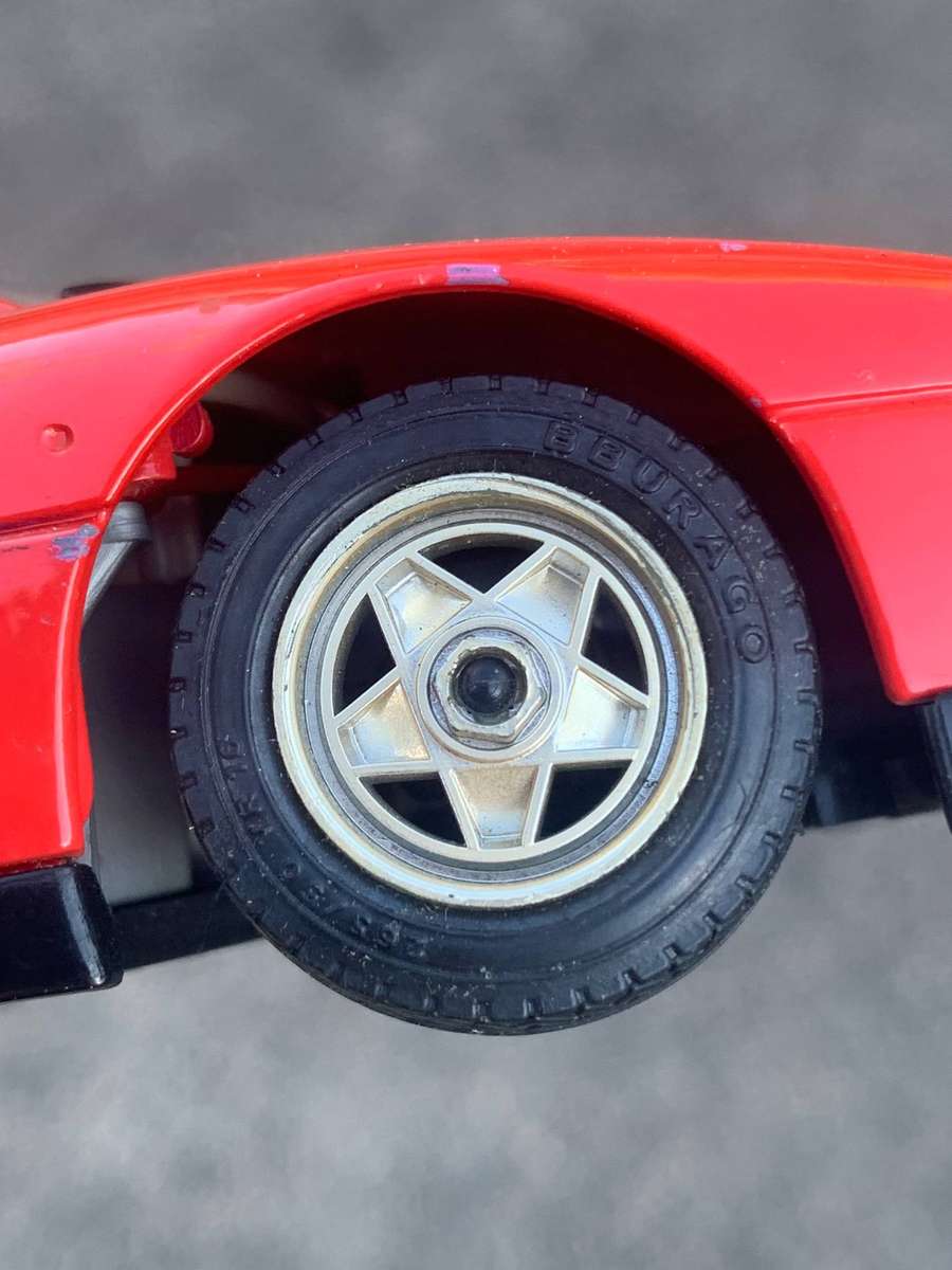 Vintage Bburago Scaled Model Vehicle 1:24 Ferarri 348 . Great Condition