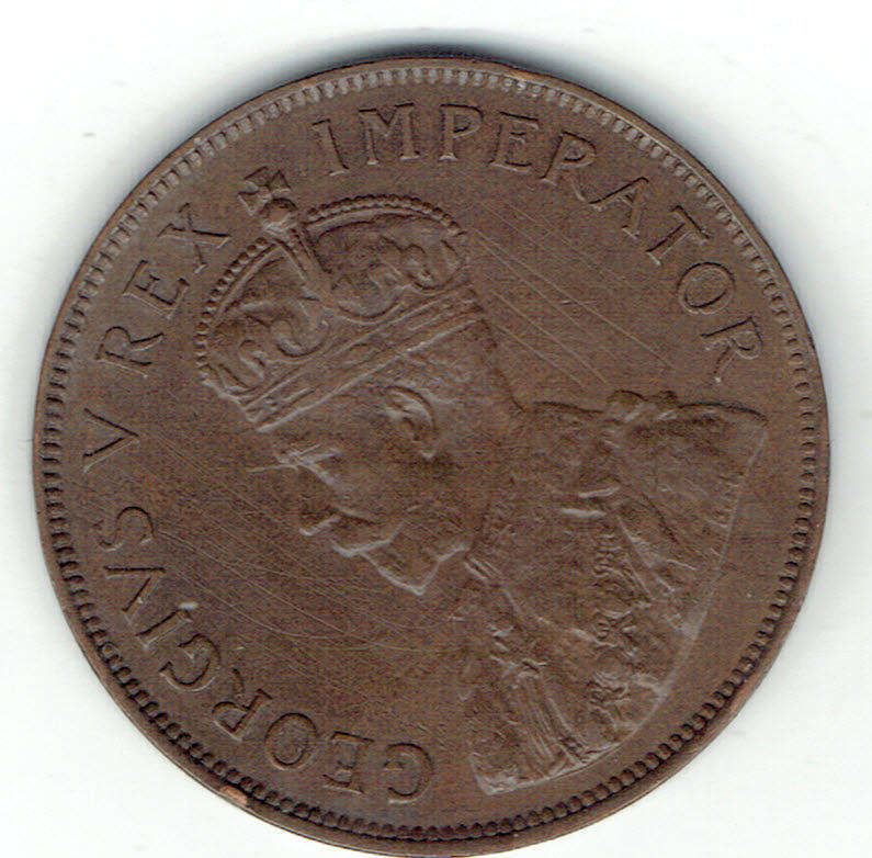 1933 UNION of S A 2 x 1 Pennies in VF and EF grades