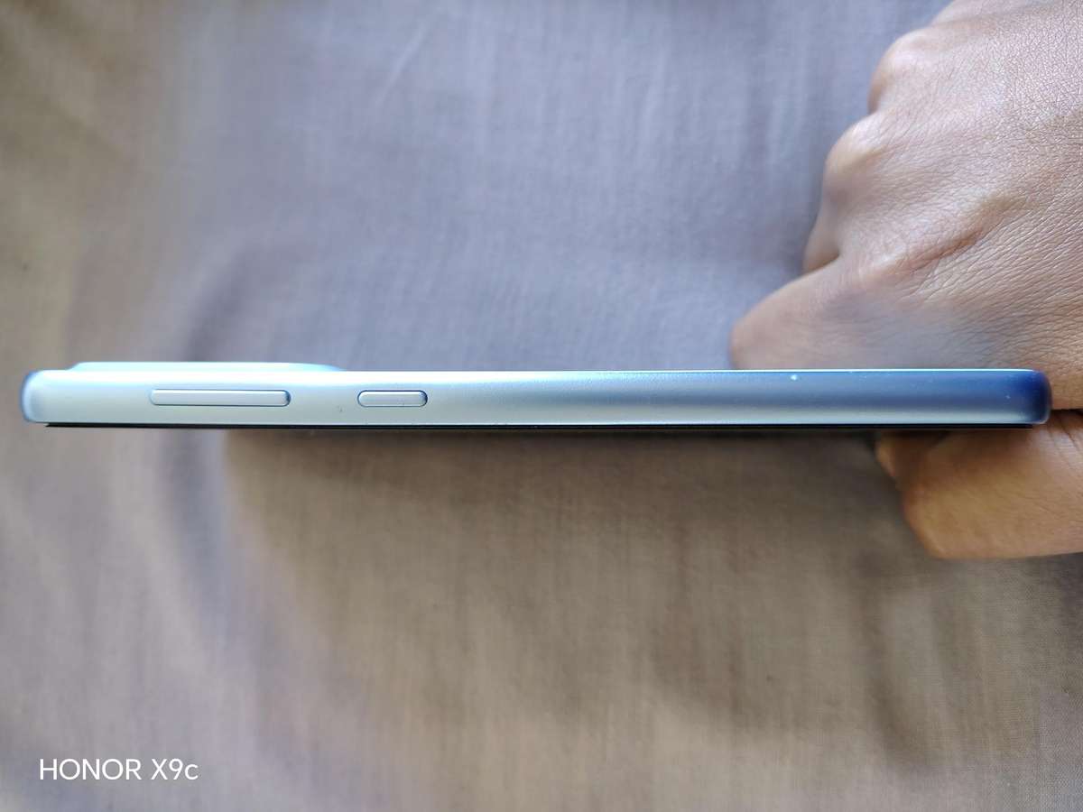 Samsung A33 5G | 128GB ROM + 6GB RAM | 48MP Quad Camera | IP67 Water Resistant | 90Hz AMOLED Display