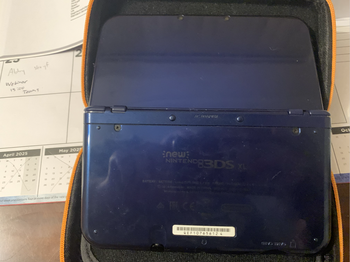 New Nintendo 3DS XL (modded/ Jailbroken/ Hacked)