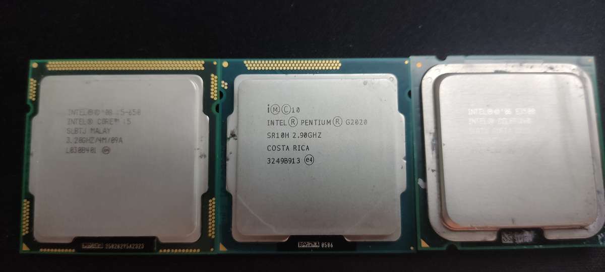 3x CPU's (i5 650) (Pentium G2020)(Celeron E3500)