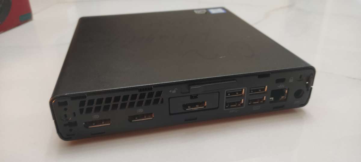 7th Gen HP EliteDesk i5 @ 2.70Ghz, USB3.1 + Type-C (Please Read)