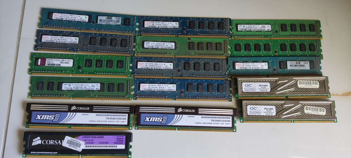16x DDR3/2 Desktop & Server Ram