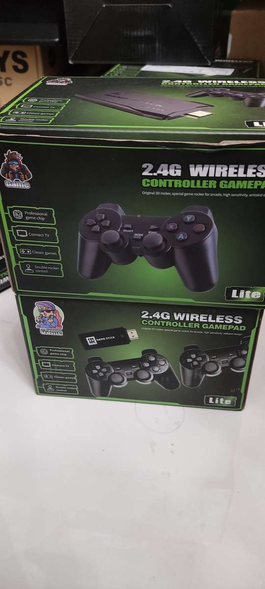 6x 4K Ultra HD 32gb Game Stick + 2 x Wireless Controllers Gamepad Set