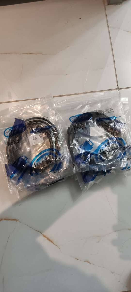 8x 3m VGA Cables (1 bid For all)