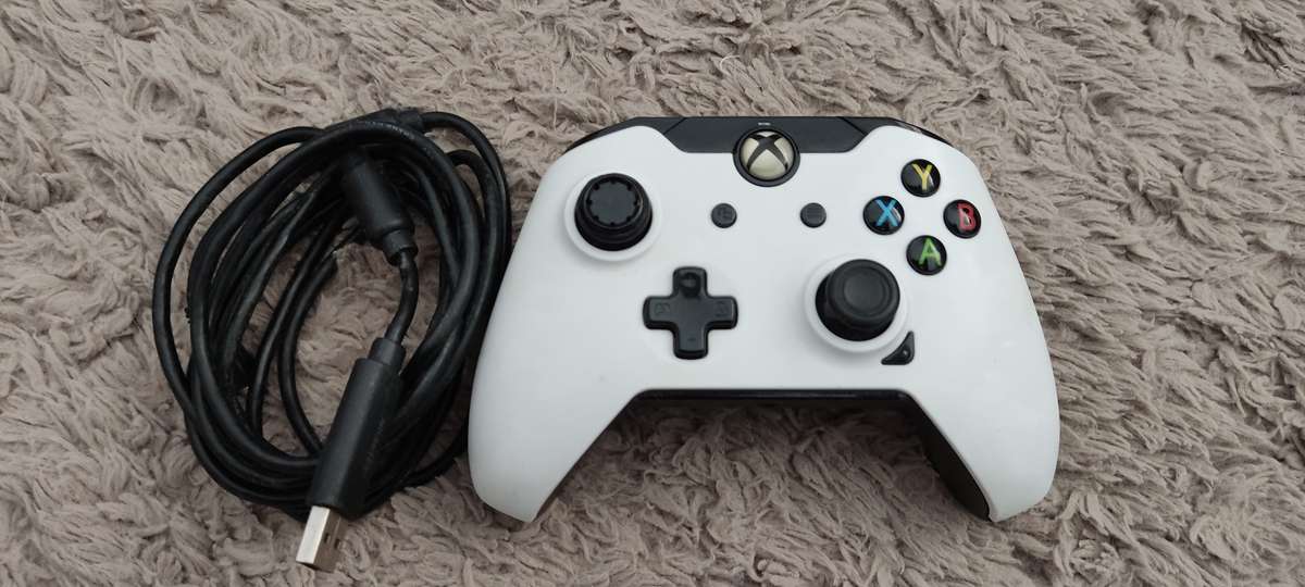 PDP Xbox One Wired controller