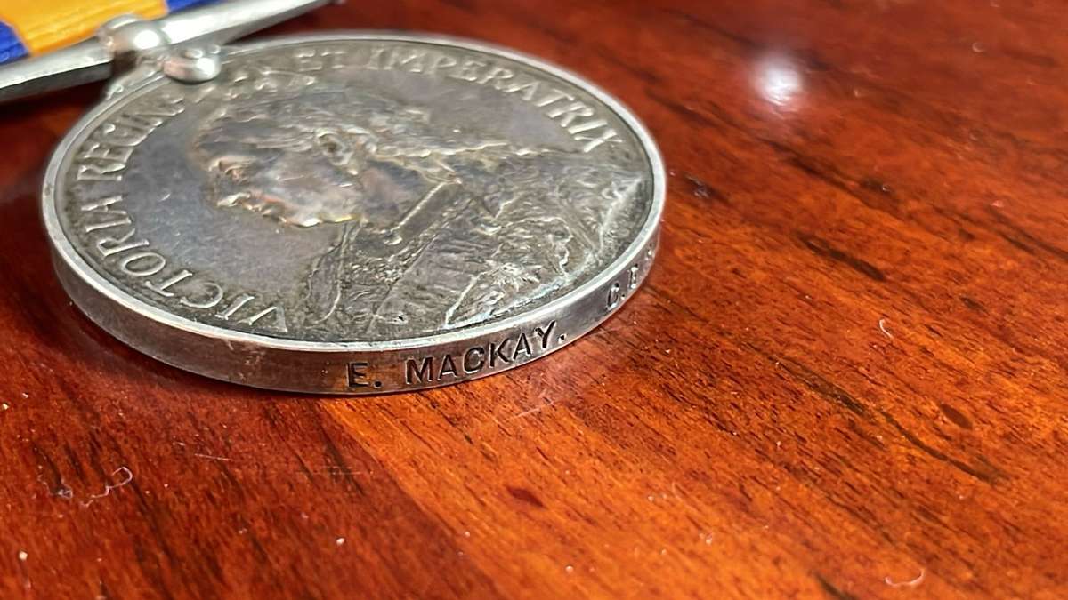 QSA - Queen South African Medal - Ganger E. MacKay - Cape Government Railways