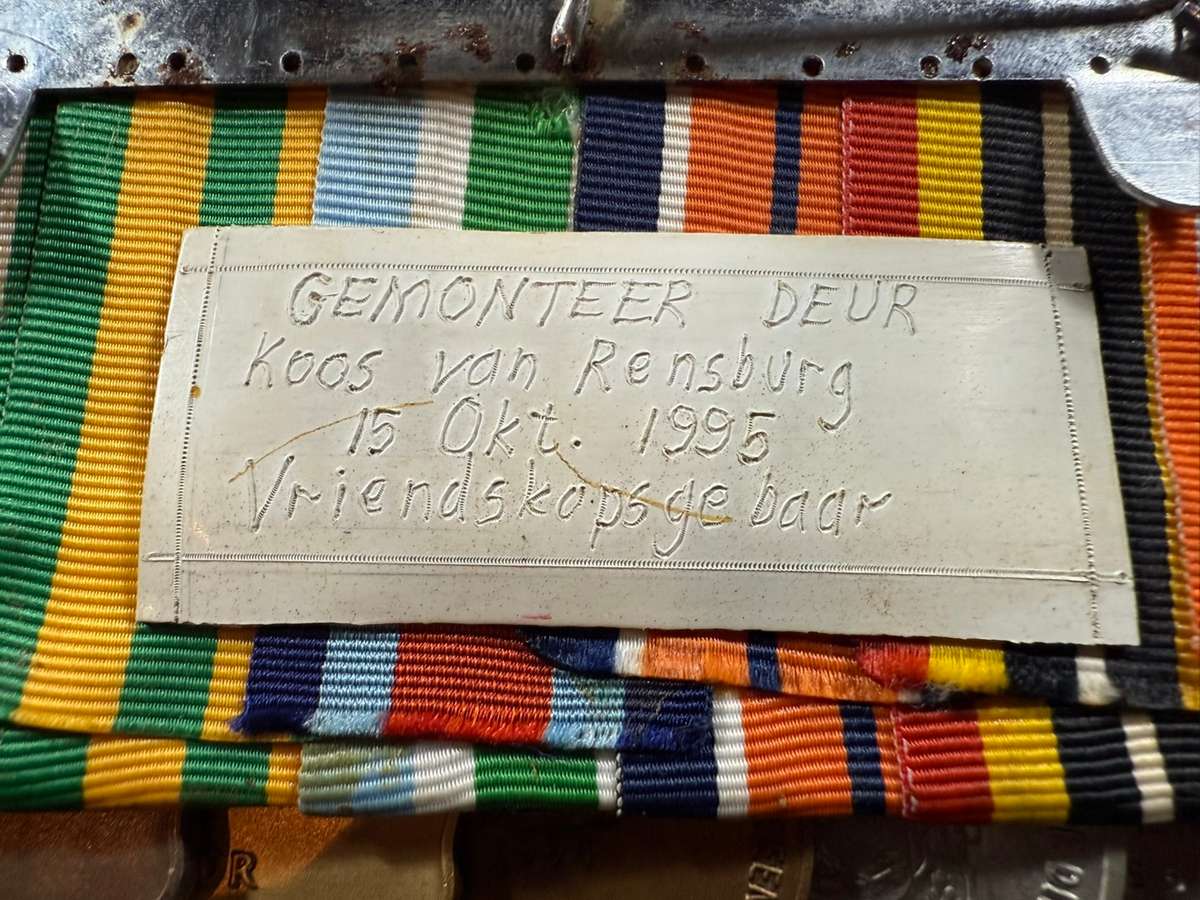 SADF Border War 7 medal group - full size + miniatures - South African Defence Force Good Service Me